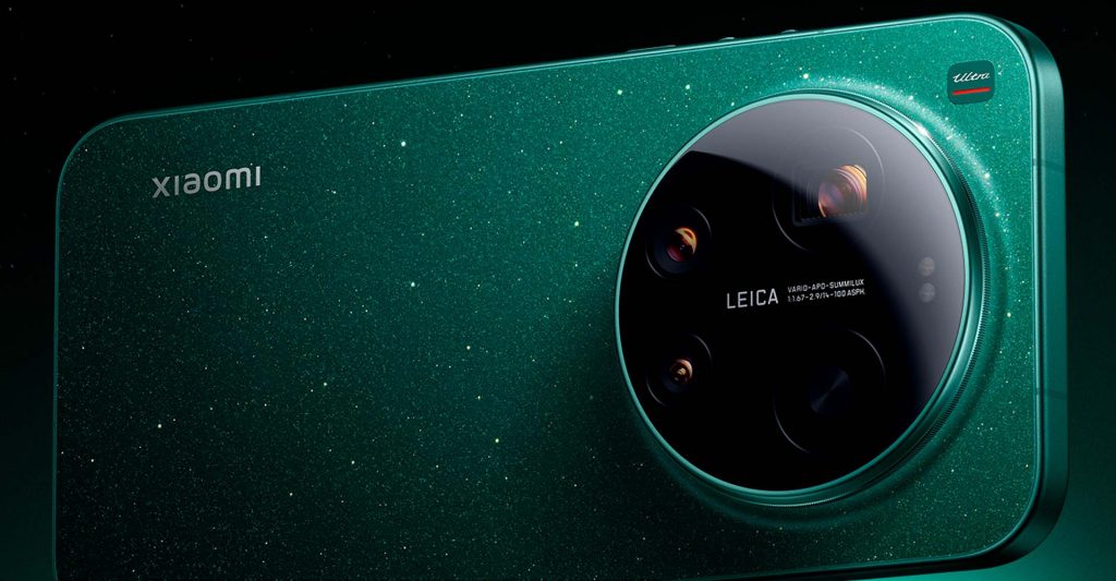 Visão traseira do Xiaomi 17 Ultra na cor verde estelar